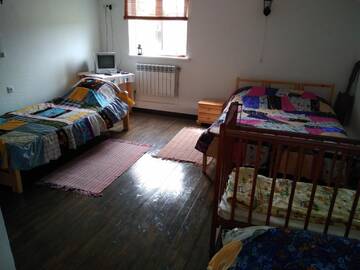 Фото номера Четырехместный номер &quot;Комфорт&quot; Гостевой дом Agrousadba Mirnaya г. Ozersko 3